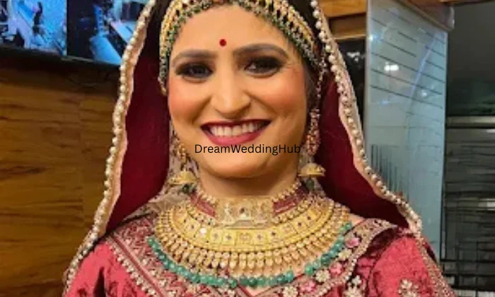 Velvet Fashion And Salon